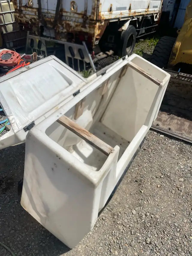 storeage bumper box in Other in Edmonton - Image 3