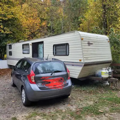 Roulotte de parc, 34 pieds une extension manuel (salon), peut loger 9 personnes, 2 chambres, cuisini...