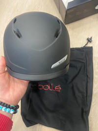 New Bolle Ski / Snowboard Helmet with Mips Small