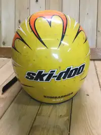 Vintage small size skidoo helmet 