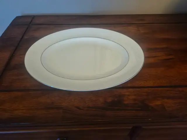 Wedgewood china dinner ware471401151825848322