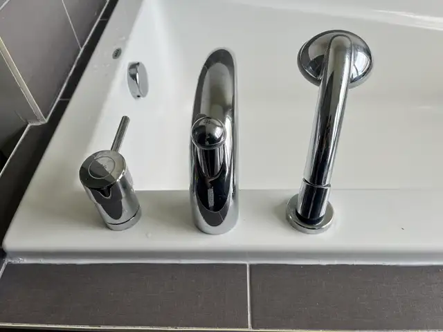 Plumbing Repair & Installation | Toilets, Faucets, Drains in Plumbing in Ottawa - Image 5
