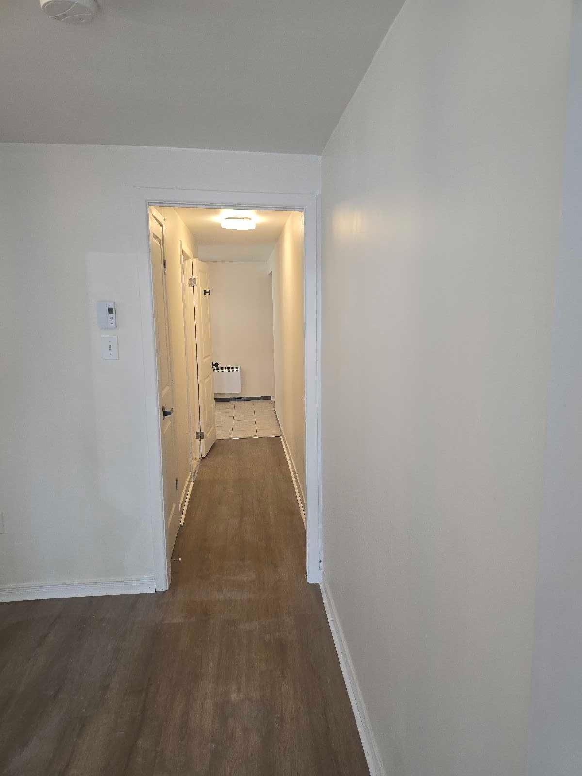 3 et demi renové à louer chauffé et éclairé — photo 2