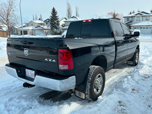 Low km 2013 Ram 2500 4x4 SLT truck well maintained in Cars & Trucks in Strathcona County - Image 3