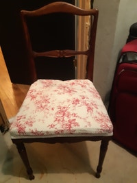 Restored Antique Chair - Dark Wood/Red + Off-White Pattern