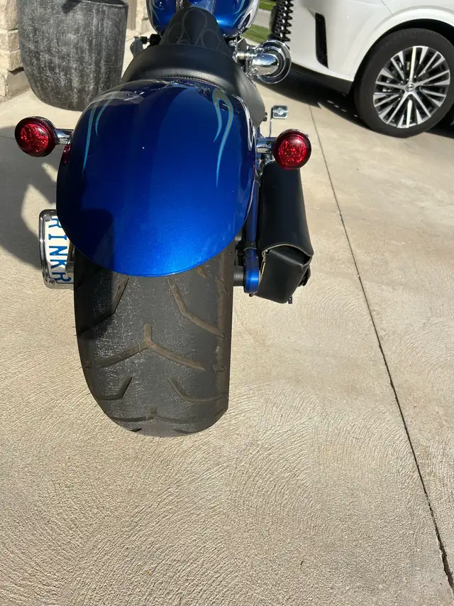 2009 Harley Rocker C  in Street, Cruisers & Choppers in Owen Sound - Image 4