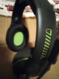 A high quality PDP Headset in mint condition 