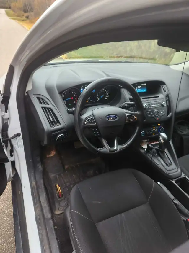2016 focus se in Cars & Trucks in Strathcona County - Image 7
