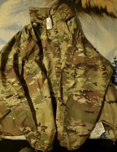 Men's 2XL Camo Jacket For Sale, View more