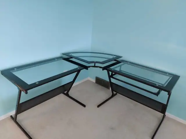 Corner Glass Desk62863282034433122