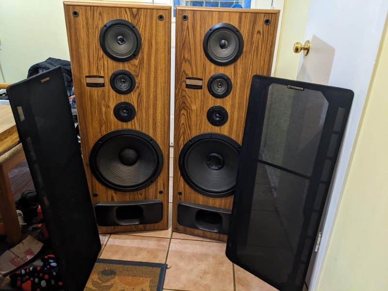 Pioneer CSN775 4way Tower Speakers Speakers Ottawa Kijiji