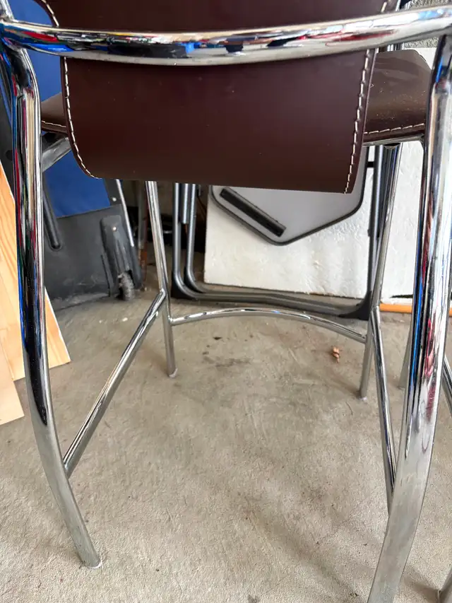 Brown Leather Bar Stools – $25 Each (6 Available, Project) in Chairs & Recliners in Oshawa / Durham Region - Image 11