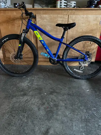 Marin Bayview Ridge Mountain Bike, View more