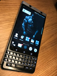 BlackBerry KeyOne Package