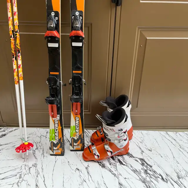140 Rossignol ski , boots  in Ski in Markham / York Region - Image 3