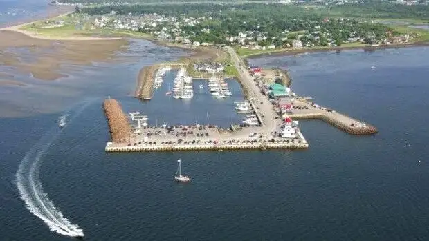 Available from August 23  Pointe du Chene / Parlee Beach/Shediac in New Brunswick in Canada - Image 3