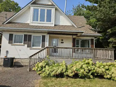 $2000 + %65 utility 2 bed 1 bath 1 living room Large kitchen ( fridge, stove, dishwasher, microwave)...