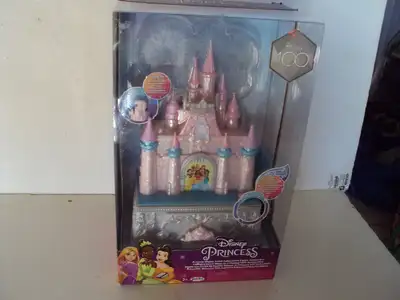 NEW NEVER TAKEN OUT OF THE BOX LIGHTS UP & PLAYS MUSIC SORRY I DON'T SHIP THE PRICE IS FIRM I LIVE I...