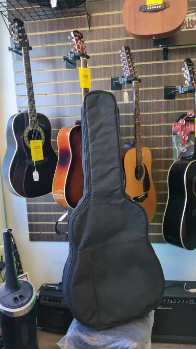 Guitar Gig Bag full size acoustic (used), View more