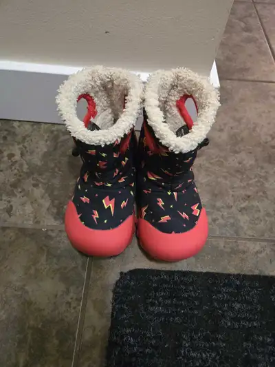 Toddler Bogs Waterproof Winter Boots, View more