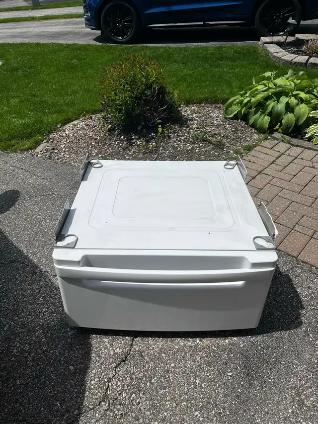 Washer /Dryer Base in Washers & Dryers in Oakville / Halton Region - Image 3