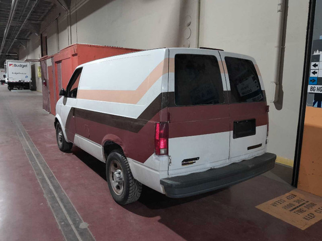 2003 Chevy AstroVan  in Cars & Trucks in City of Toronto - Image 2