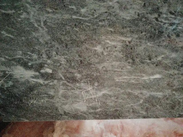 granite coffee table in Coffee Tables in Trenton - Image 8