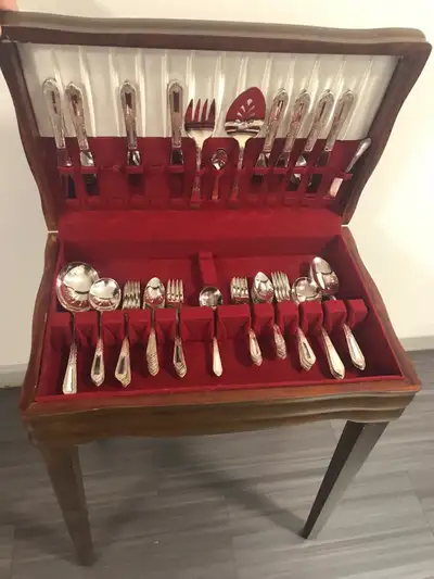 Wm Rogers Silverplated-ware, View more