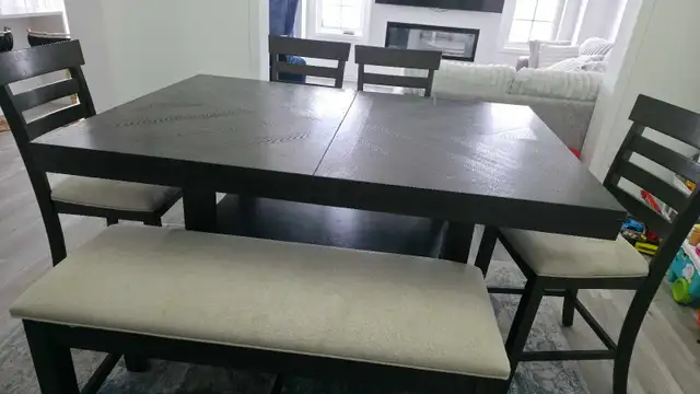 Solid Wood Extendable Dining Table Set – 4 Chairs + Storage Benc in Dining Tables & Sets in Markham / York Region - Image 6