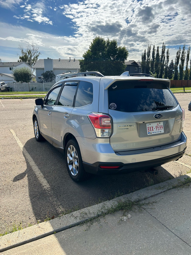 2017 Subaru Forester 2.5i Limited in Cars & Trucks in Edmonton - Image 4