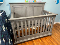 Solid wood crib 