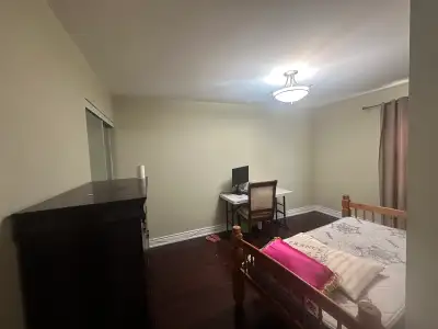 Private Room for Rent – Kennedy & Ellesmere – $750/month (Female Preferred) Private room available i...