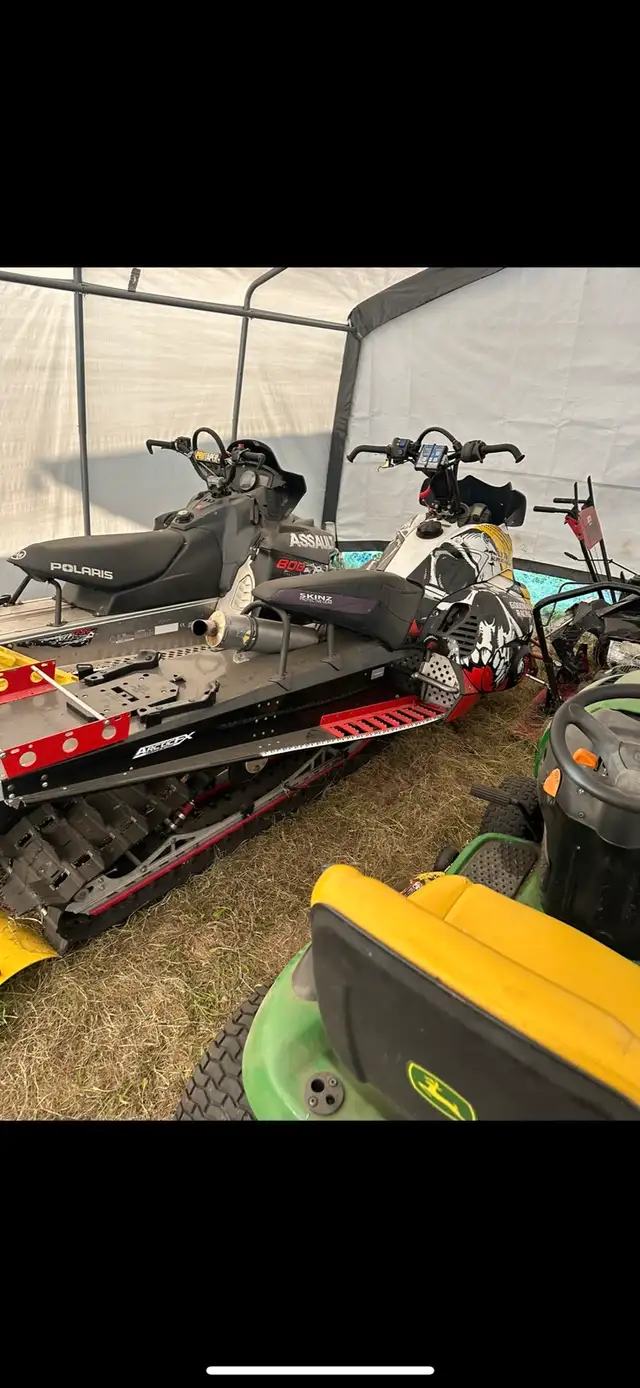 custom built supercharged nytro mtx in Snowmobiles in St. Albert - Image 7