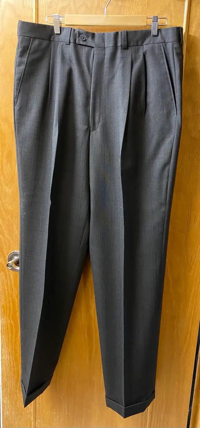 Men’s Suit - Dark Grey - 44 Tall Jacket in Men's in Edmonton - Image 3