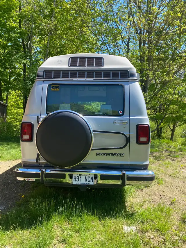 ROADTREK 190 VERSATILE - DODGE RAM 250 in RVs & Motorhomes in Sherbrooke - Image 4