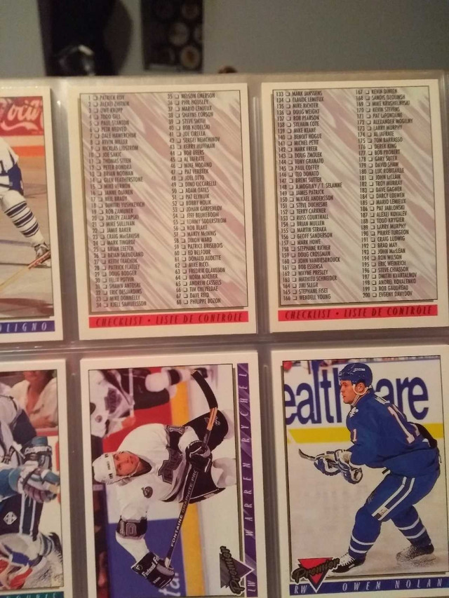 Série de carte de hockey o-pee-chee premium 1993-94 dans Art et objets de collection  à Ville de Québec - Image 3