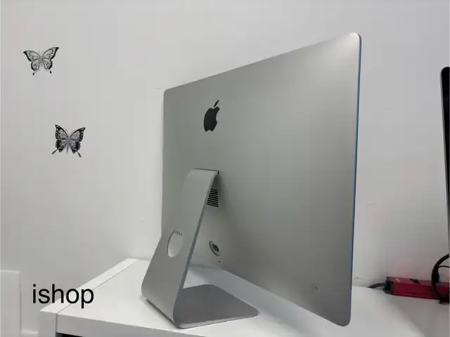 iMac 27” 5K Retina i7 16GB RAM 500GB SSD Apple Deskto in Desktop Computers in Markham / York Region - Image 5