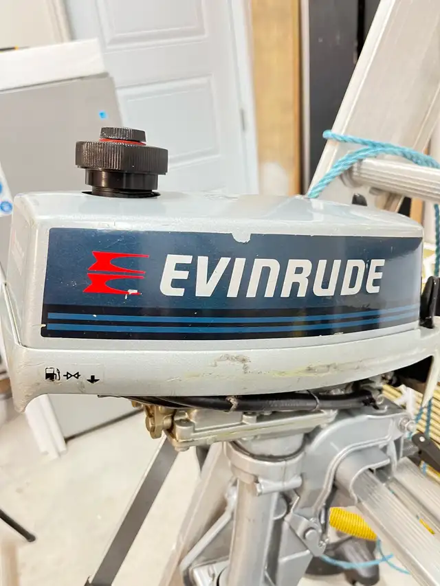 Evenrude 1.2 HP junior in Other in City of Montréal - Image 2