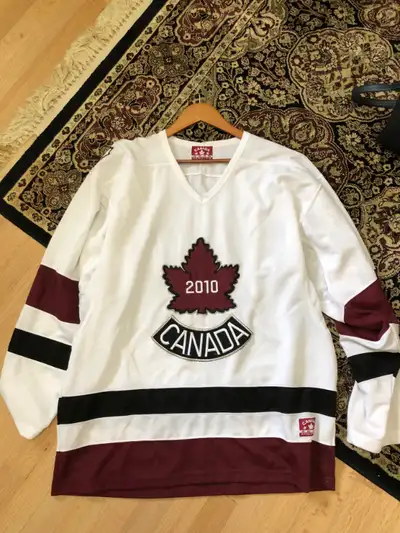 Hockey Jersey (Pickup in Centrepointe: Near Nepean Sportsplex), View more