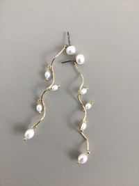 pearls drops earrings 
