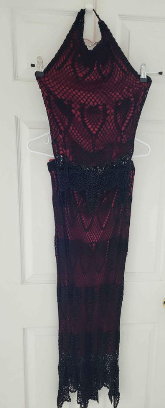 Womens 2 Piece Beaded Halter Dress Top and Skirt, Red and Black in Women's - Dresses & Skirts in Markham / York Region - Image 2