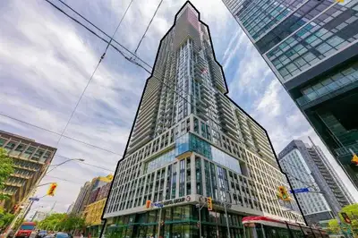 Private Room for Rent (females only), Downtown TO