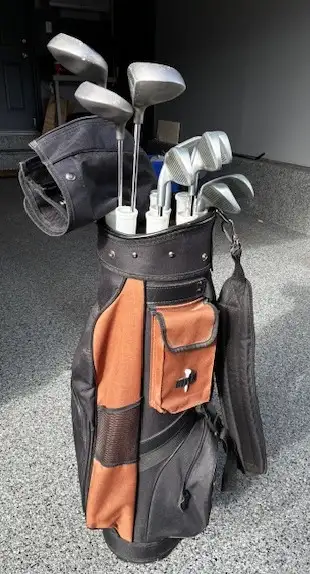 Golf Clubs + golf bag ~~~~~~ right-handed set, View more