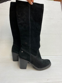 Calvin Klein Highrise Boots