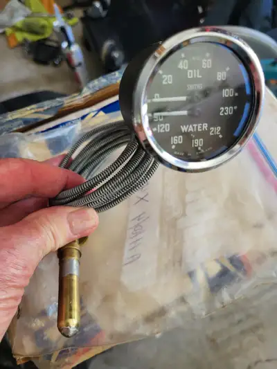 New nos oil and temp gague 902 225 7366