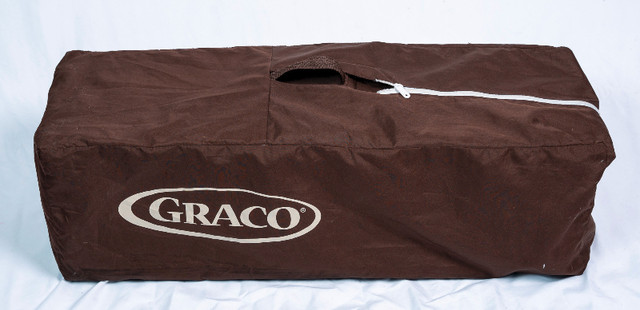 Graco Pack and Play Portable Crib in Cribs in Markham / York Region - Image 2
