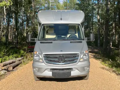 2015 Pleasure Way Plateau XL for sale. LOW KILOMETRES (14,025 km). Mercedes Benz Sprinter Chassis wi...