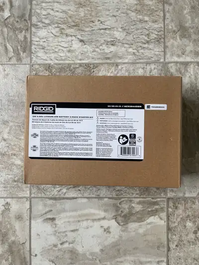 RIDGID 4.0 ah batteries with charger and bag (NEW), View more