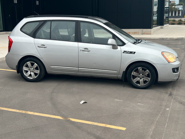 kia rondo 7 sets  in Cars & Trucks in City of Toronto - Image 4