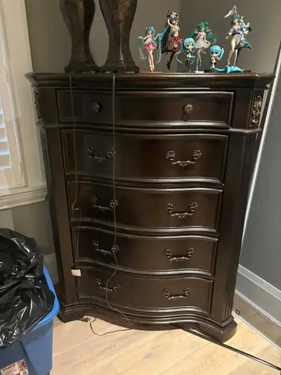 All free pickup in mississauga just bed scrubbing other like new, View more